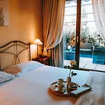 La Contrada Hotel 3*