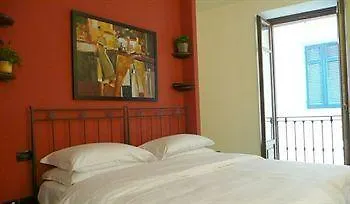 La Contrada Hotel