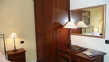 La Contrada Hotell Verbania