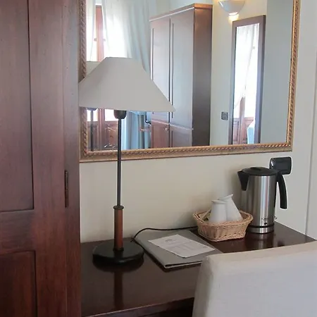 La Contrada Hotell 3*