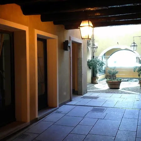 La Contrada 3*