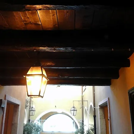 La Contrada Hotel
