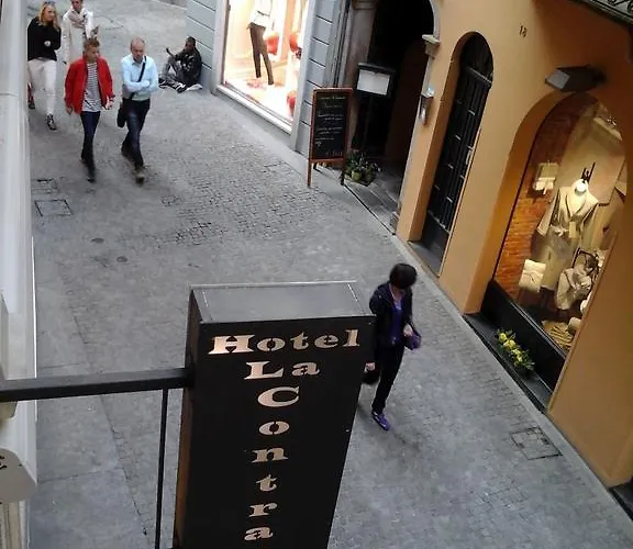 Отель La Contrada 3*