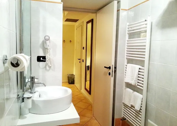 Отель La Contrada