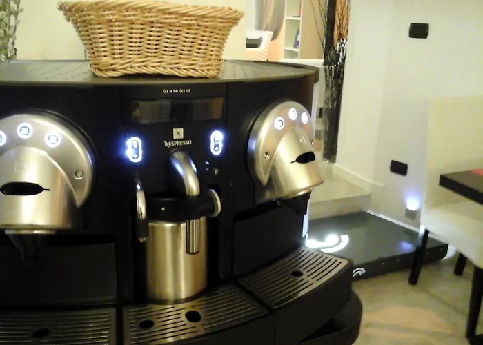 La Contrada Отель Вербания